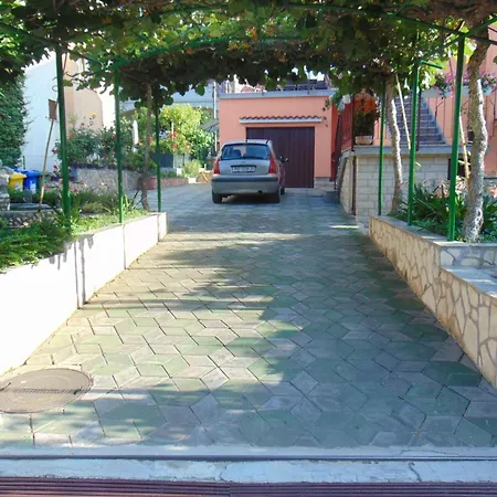 In - Istrien 11656 Apartamento *